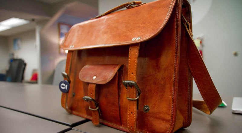 Eficiente Mostrarte piel Historia y usos de maletines y bolsos - Technocio - Tech Trends
